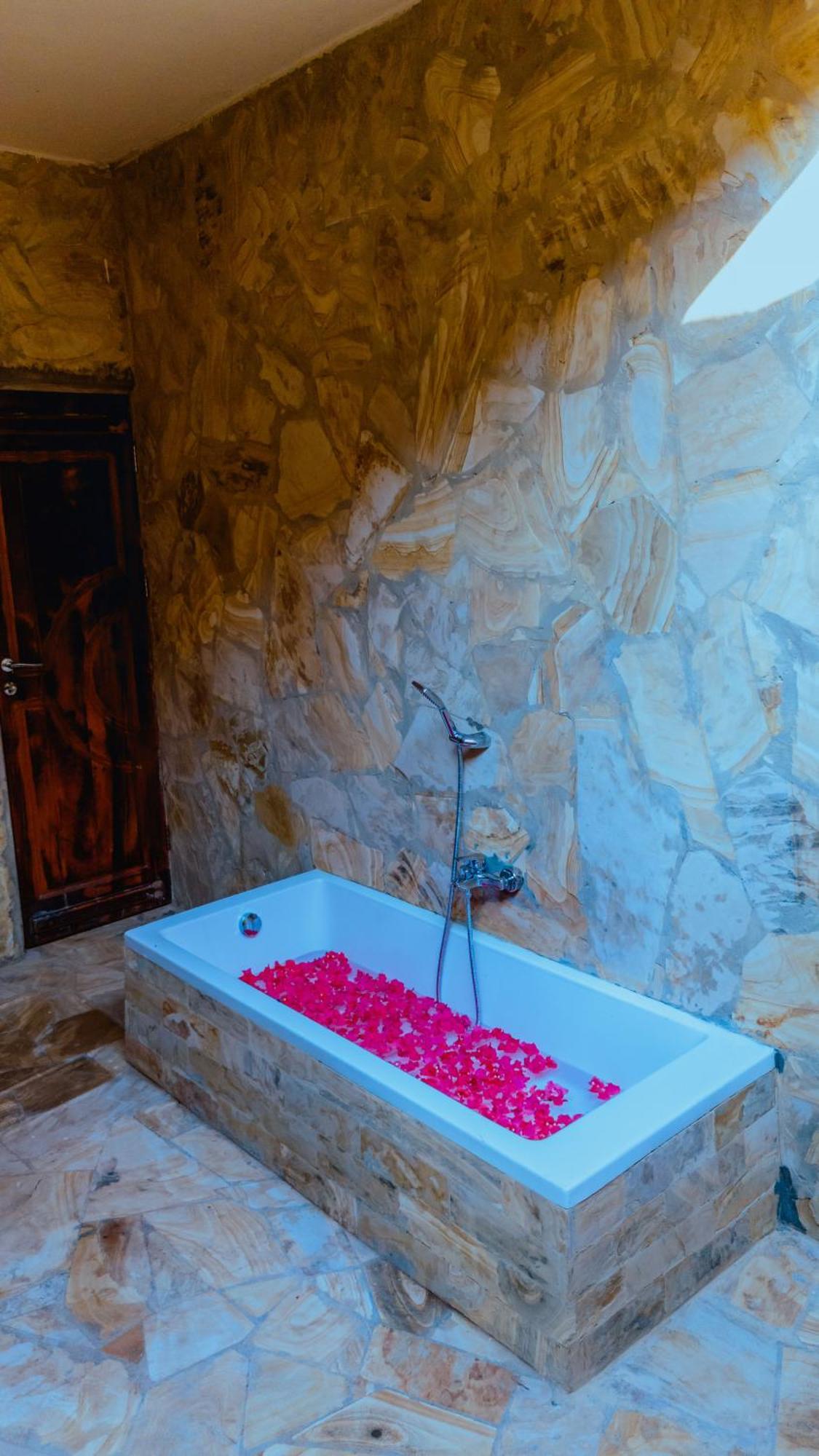 Moyo Mzuri Villas Resort Zanzibar Fukuchani Exterior foto